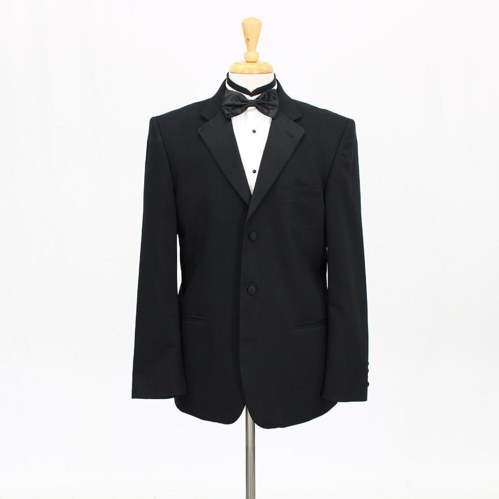 Emanuel Ungaro 40S Black Solid 3-Button Tuxedo Jacket G198